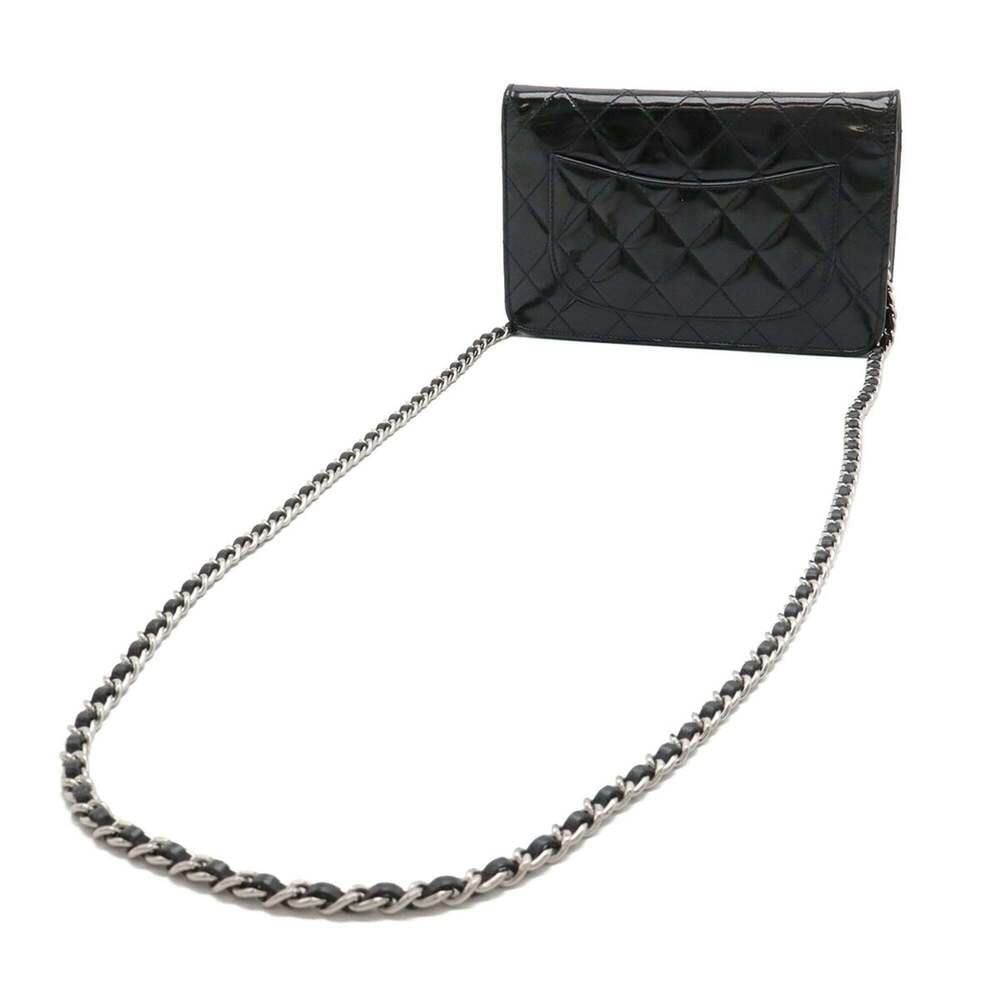 CHANEL Black Leather Logo Shoulder Bag - Picture 3 of 10